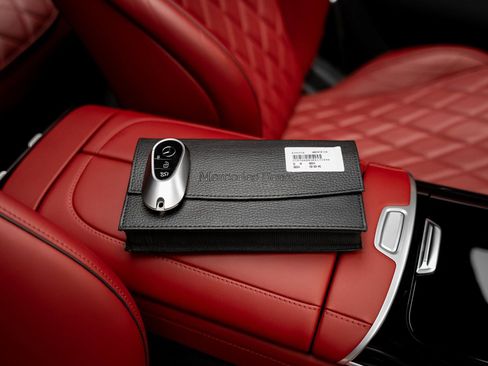 Used 2023 Mercedes-Benz S 500 4MATIC w/ AMG Line image 77