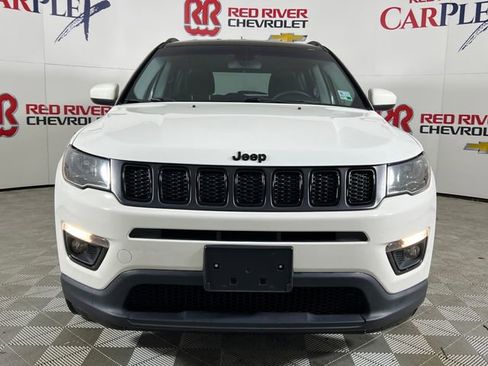 Used 2019 Jeep Compass Altitude image 2