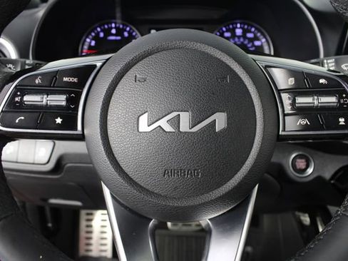 Used 2024 Kia Forte GT-Line image 13