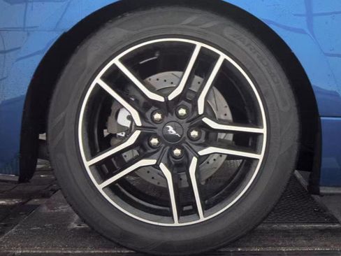 Used 2018 Ford Mustang GT image 17