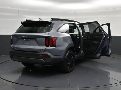 Used 2023 Kia Sorento S w/ Panoramic Sunroof Package AWD/4WD image 35