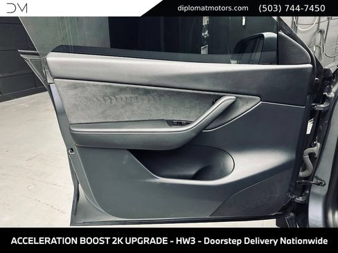Used 2020 Tesla Model Y Long Range AWD/4WD image 26