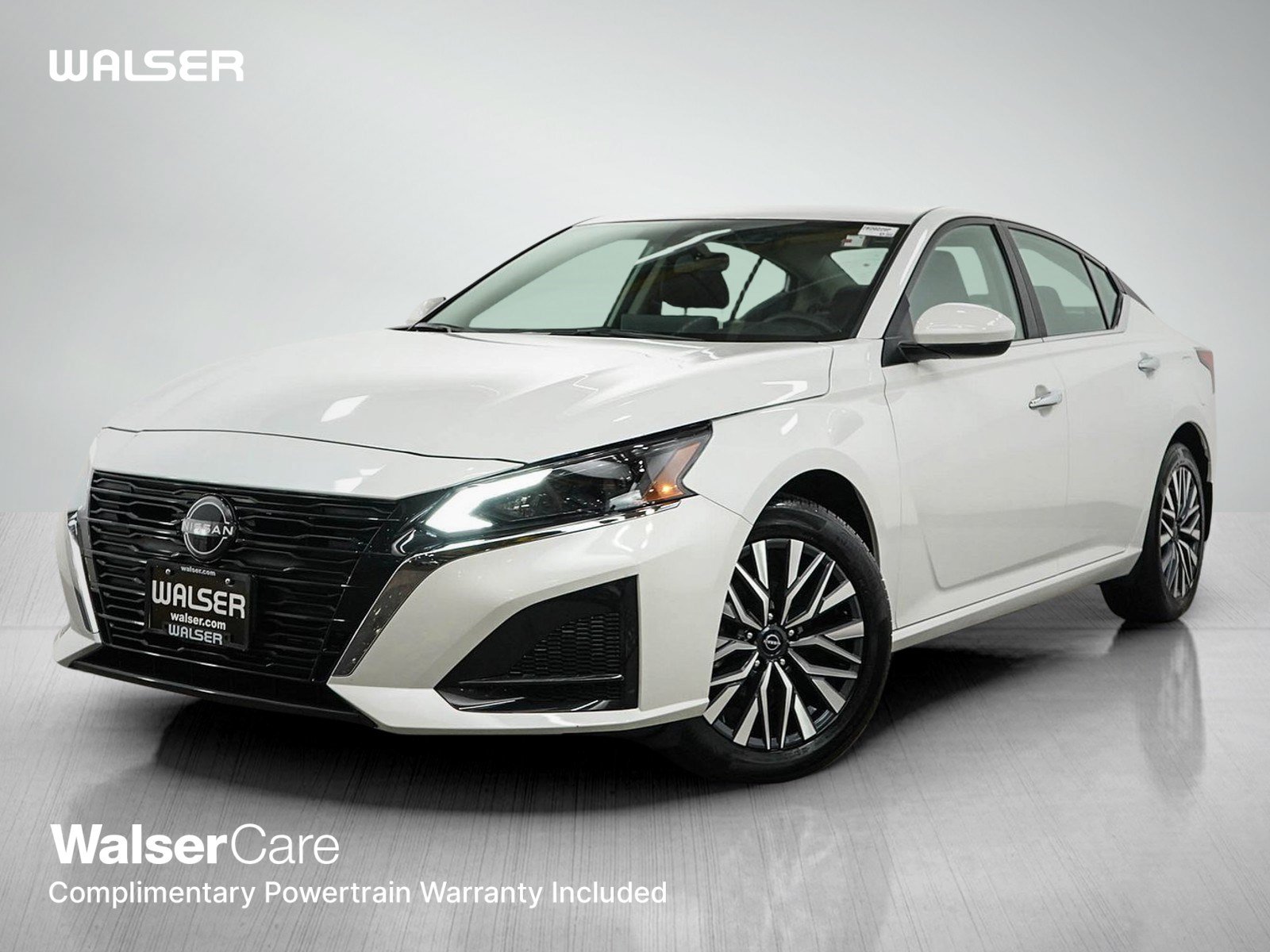 Used 2023 Nissan Altima 2.5 SV w/ SV Premium Package AWD/4WD image 1