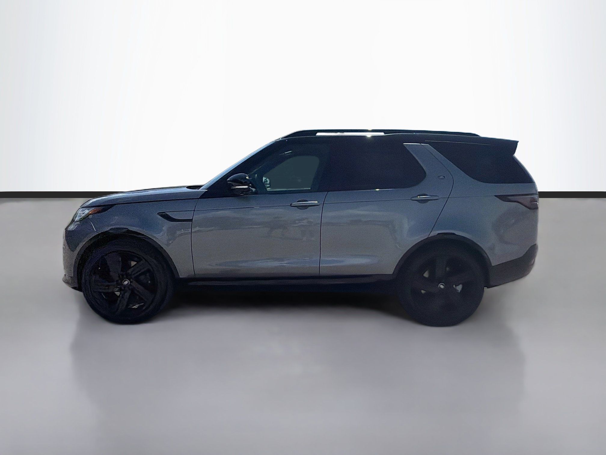 New 2026 Land Rover Discovery Limited Edition AWD/4WD image 2