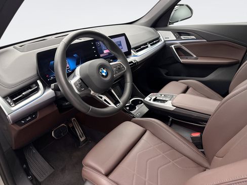 Used 2025 BMW X1 xDrive28i w/ Premium Package AWD/4WD image 10