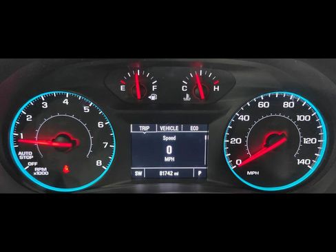 Used 2018 Chevrolet Equinox LT FWD image 48