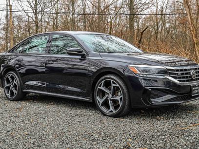 Used 2021 Volkswagen Passat 2.0T R-Line