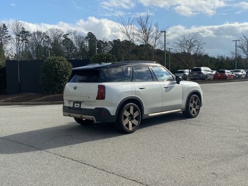 Certified 2025 MINI Cooper Countryman S image 3