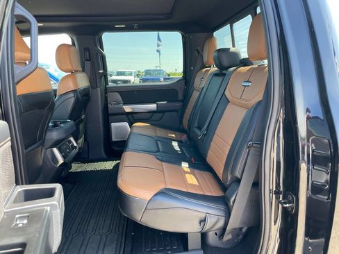 Used 2024 Ford F250 Platinum AWD/4WD image 8