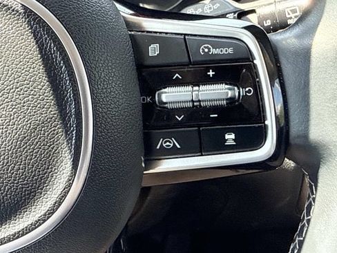 Used 2023 Kia Sorento X-Line EX AWD/4WD image 24