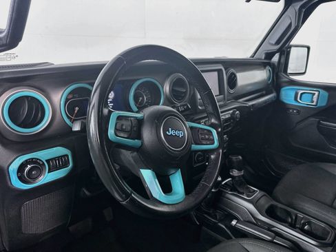Used 2020 Jeep Wrangler Unlimited Sport AWD/4WD image 9