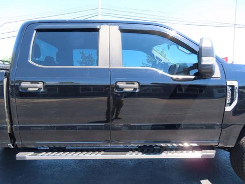 Used 2018 Ford F250 XL w/ Power Equipment Group AWD/4WD image 21