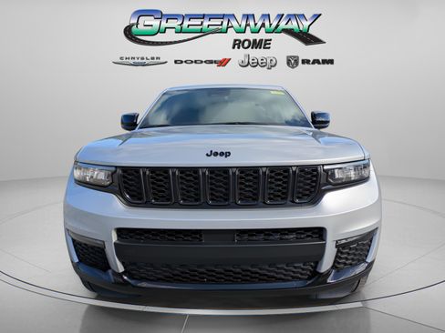 New 2025 Jeep Grand Cherokee L Limited w/ Black Appearance Package image 3
