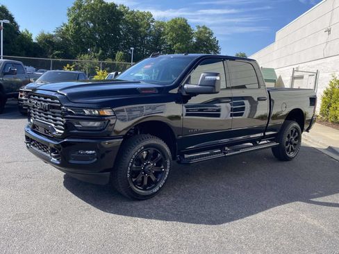 New 2026 RAM 2500 Big Horn AWD/4WD image 3