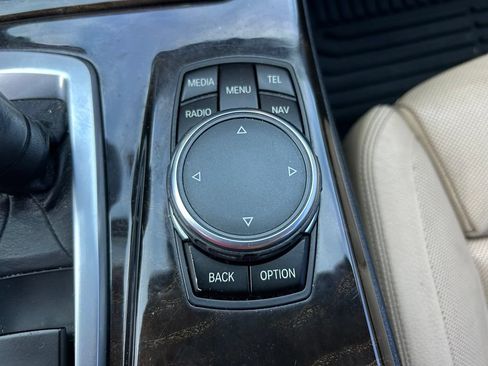 Used 2016 BMW 528i Sedan RWD image 29