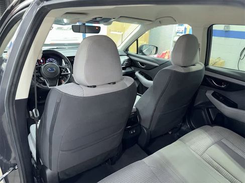 Used 2020 Subaru Outback Premium image 27