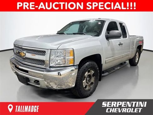 Used 2013 Chevrolet Silverado 1500 LT w/ All-Star Edition AWD/4WD image 1
