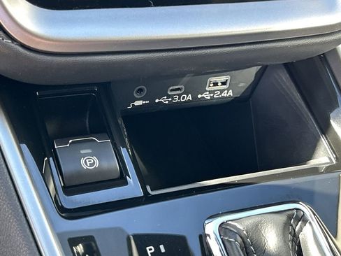 Certified 2025 Subaru Outback Premium w/ Popular Package #1A image 25