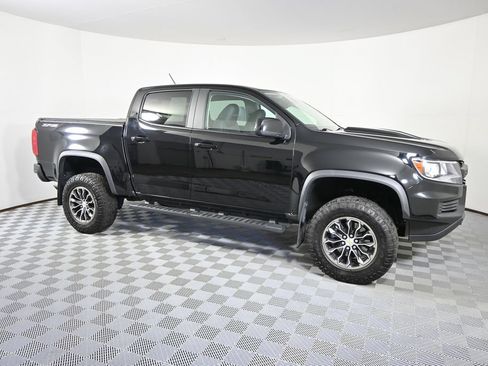 Used 2022 Chevrolet Colorado ZR2 AWD/4WD image 9