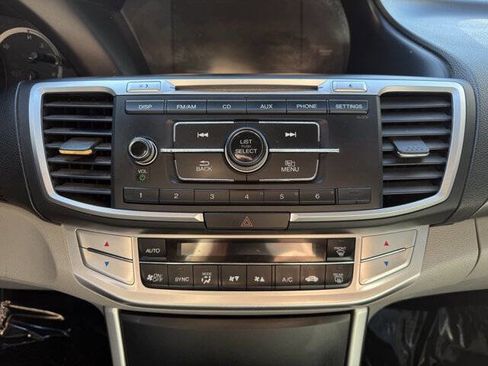 Used 2014 Honda Accord LX image 8