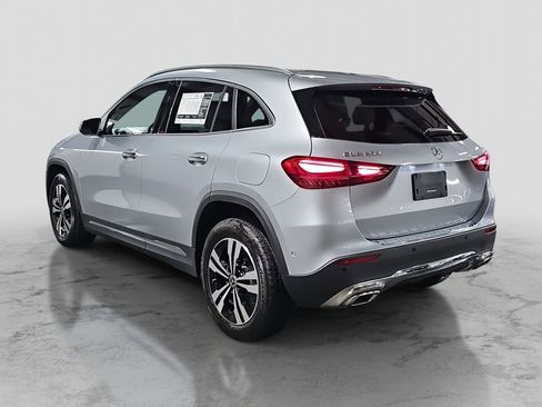 Certified 2024 Mercedes-Benz GLA 250 image 8