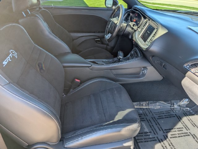Used 2022 Dodge Challenger SRT Hellcat Redeye RWD image 4
