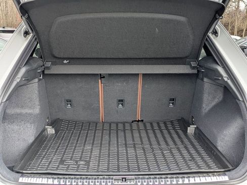 Used 2025 Audi Q3 2.0T Premium w/ Convenience Package image 37