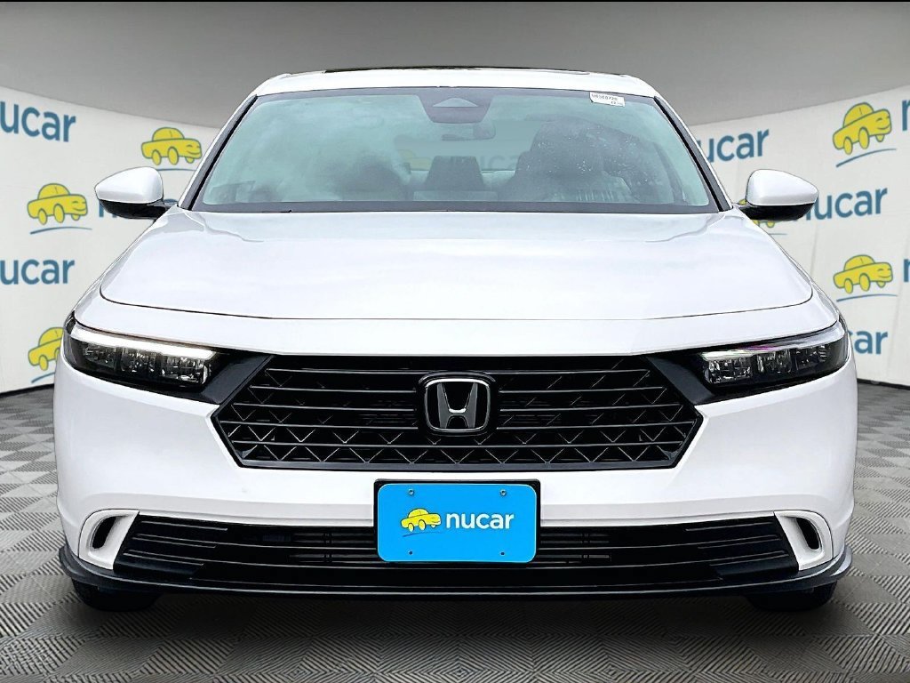 Used 2023 Honda Accord EX image 2