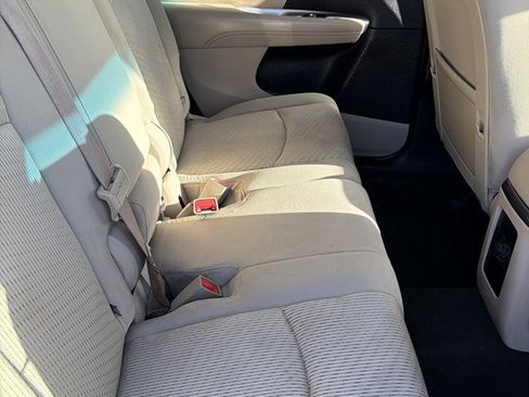 Used 2017 Dodge Journey SXT w/ Safe & Sound Group image 23