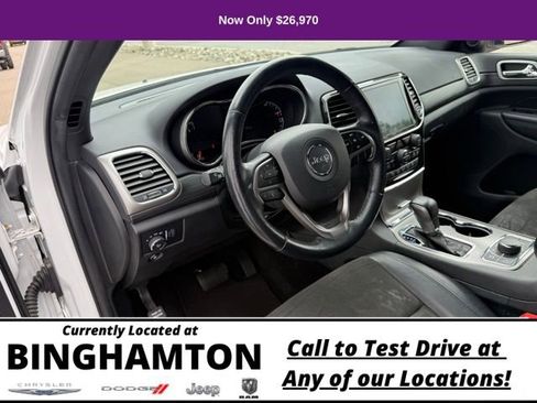 Used 2022 Jeep Grand Cherokee Laredo X image 13
