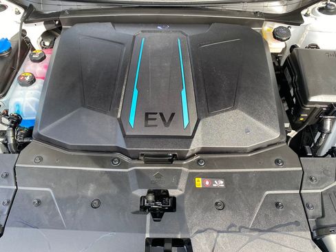 Certified 2023 Hyundai Ioniq 5 SEL AWD/4WD image 28