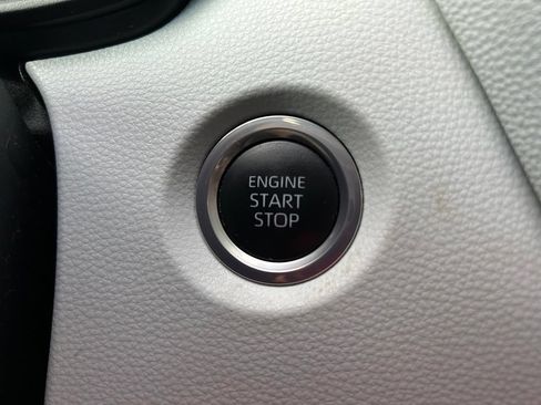 Used 2023 Toyota Corolla SE FWD image 28