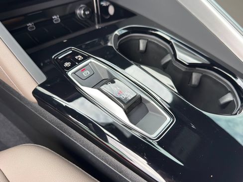 Certified 2025 Audi Q5 Premium AWD/4WD image 14