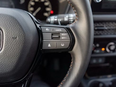 Used 2024 Honda HR-V Sport image 18
