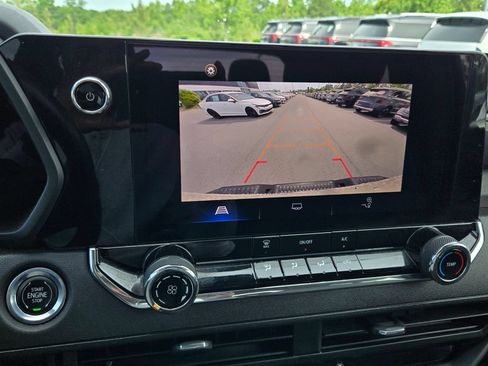 Used 2023 Chevrolet Colorado W/T RWD image 28