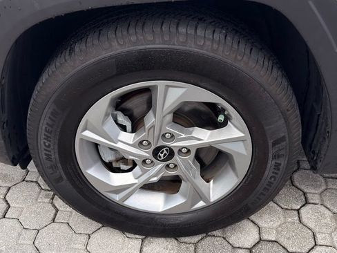 Used 2022 Hyundai Tucson SE FWD image 18