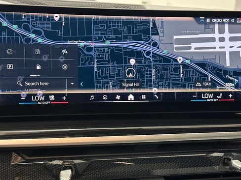 Certified 2024 BMW X6 xDrive40i w/ Premium Package image 23