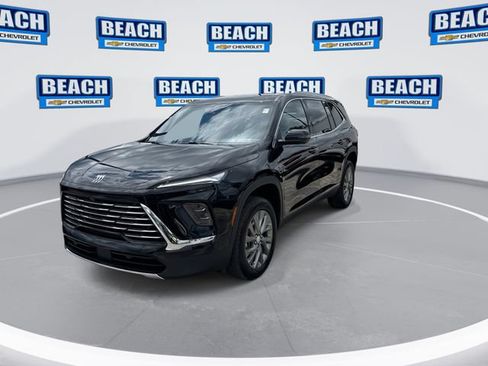 Used 2026 Buick Enclave Preferred FWD image 4