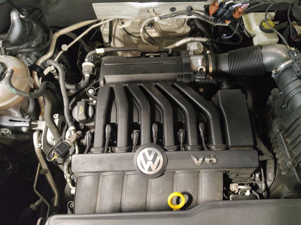Used 2022 Volkswagen Atlas Cross Sport SE FWD image 30