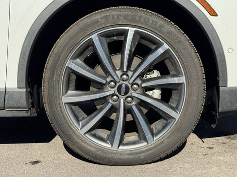 Used 2020 Lincoln Corsair Reserve w/ Equipment Group 201A image 9