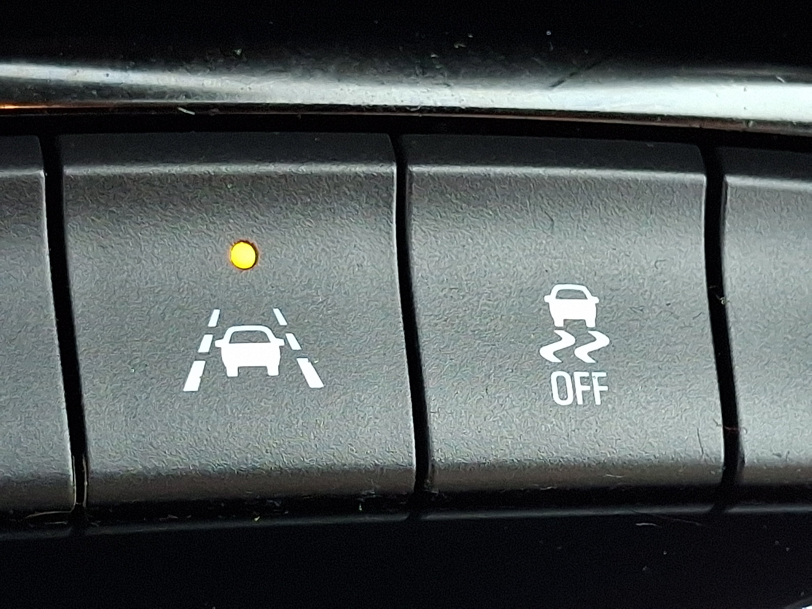 Used 2024 Buick Encore GX Sport Touring w/ Comfort Package FWD image 23