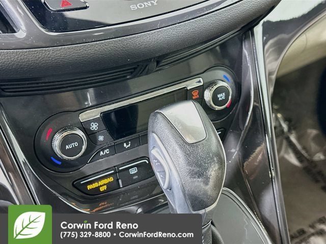 Used 2016 Ford Escape Titanium w/ Equipment Group 301A AWD/4WD image 19