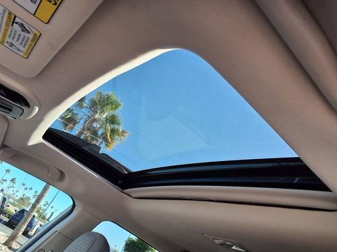 Certified 2025 Subaru Outback Premium w/ Popular Package #1A image 3