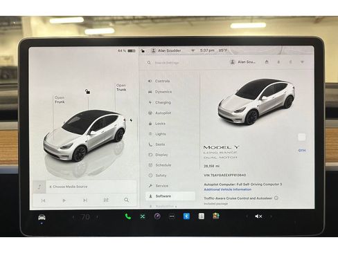 Used 2023 Tesla Model Y Long Range AWD/4WD image 26