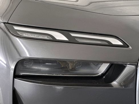 Used 2026 BMW i7 xDrive60 RWD image 10