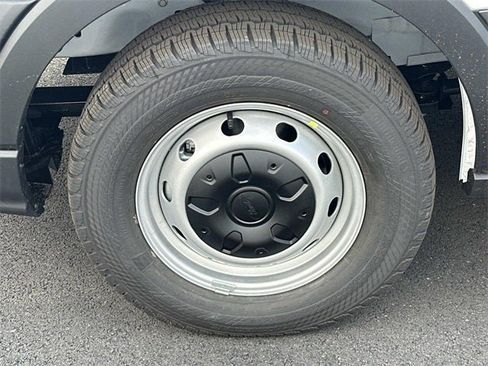 New 2025 Ford Transit 250 Base image 7