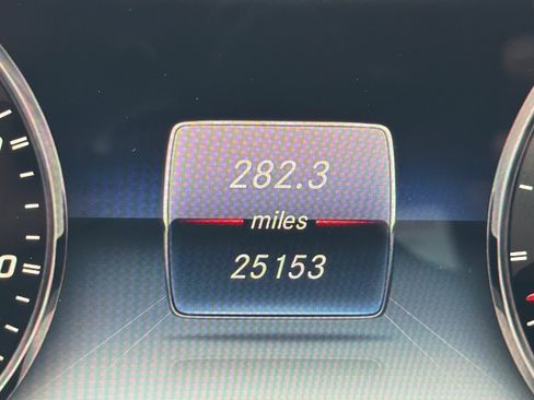 Certified 2022 Mercedes-Benz G 63 AMG 4MATIC image 32