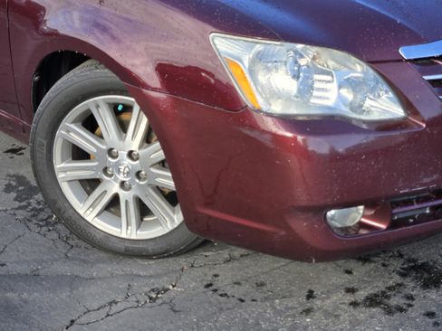 Used 2005 Toyota Avalon XL image 9