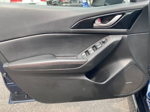 Used 2014 MAZDA MAZDA3 i Grand Touring w/ Appearance Package FWD image 11