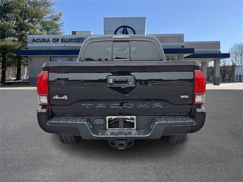 Used 2023 Toyota Tacoma SR image 4